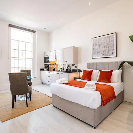 Dublin Central Suites Aparthotel 3*