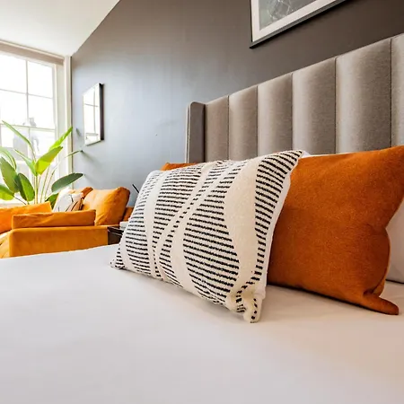 Dublin Central Suites Aparthotel