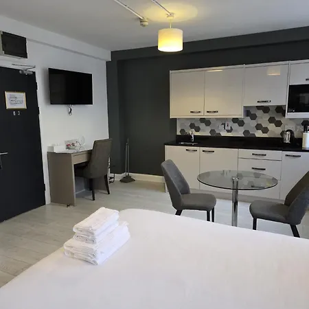 Dublin Central Suites 3* דבלין