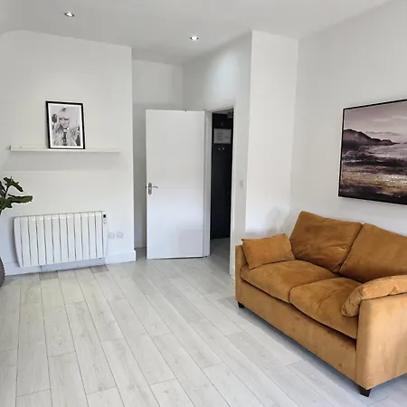 Dublin Central Suites מלון דירות דבלין